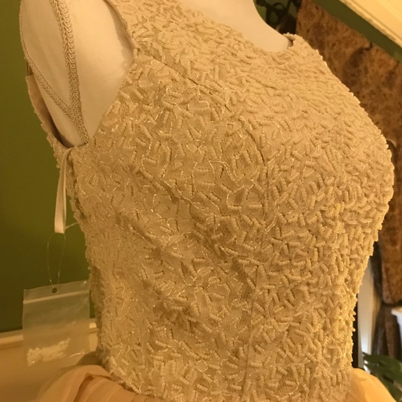 Formal evening Ball gown dress - Picture 3 of 11